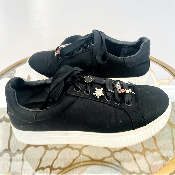 SAM EDELMAN CIRCUS 🎪 CHARM SZ 6 - Picture 1 of 4